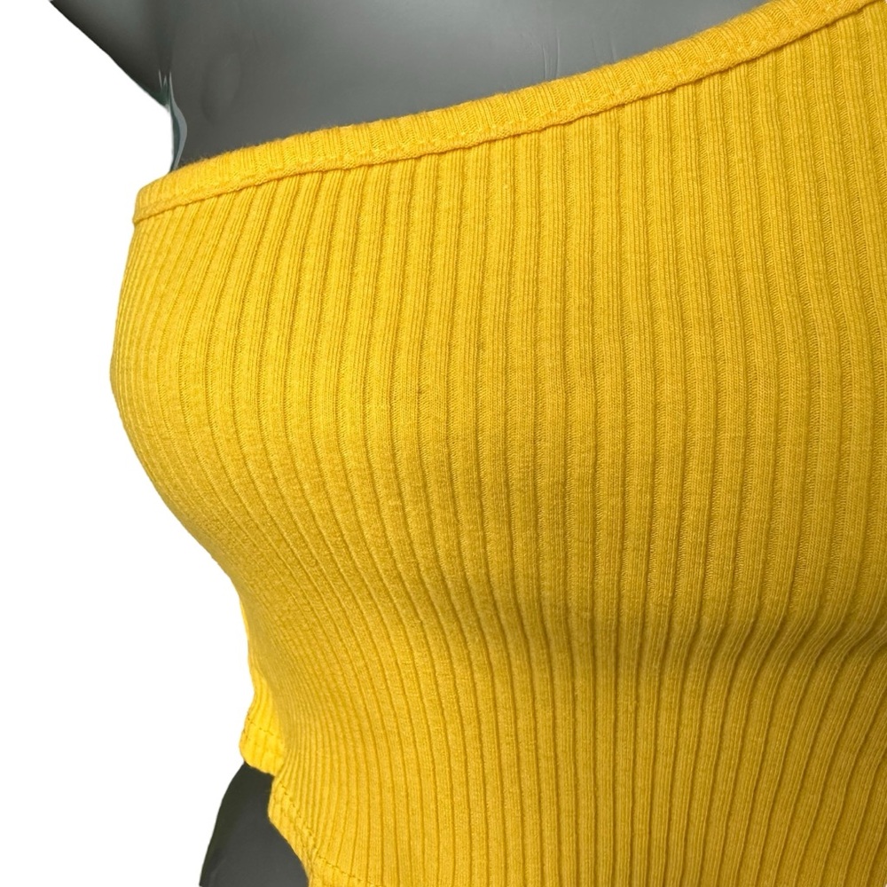 One-Shoulder Ribbed Top - Picture 8 of 8